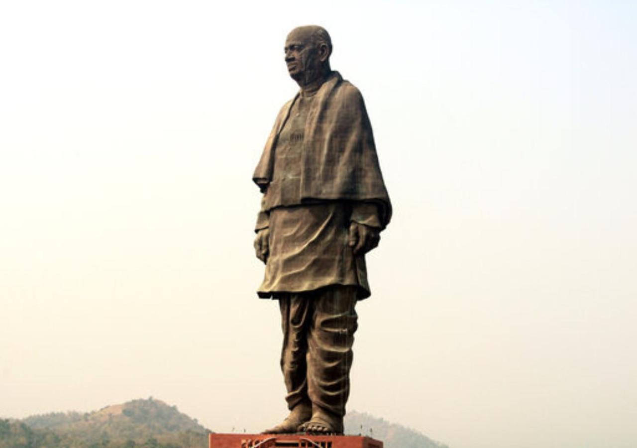 Unity Holiday Resort, Statue Of Unity Kevadia Exteriör bild